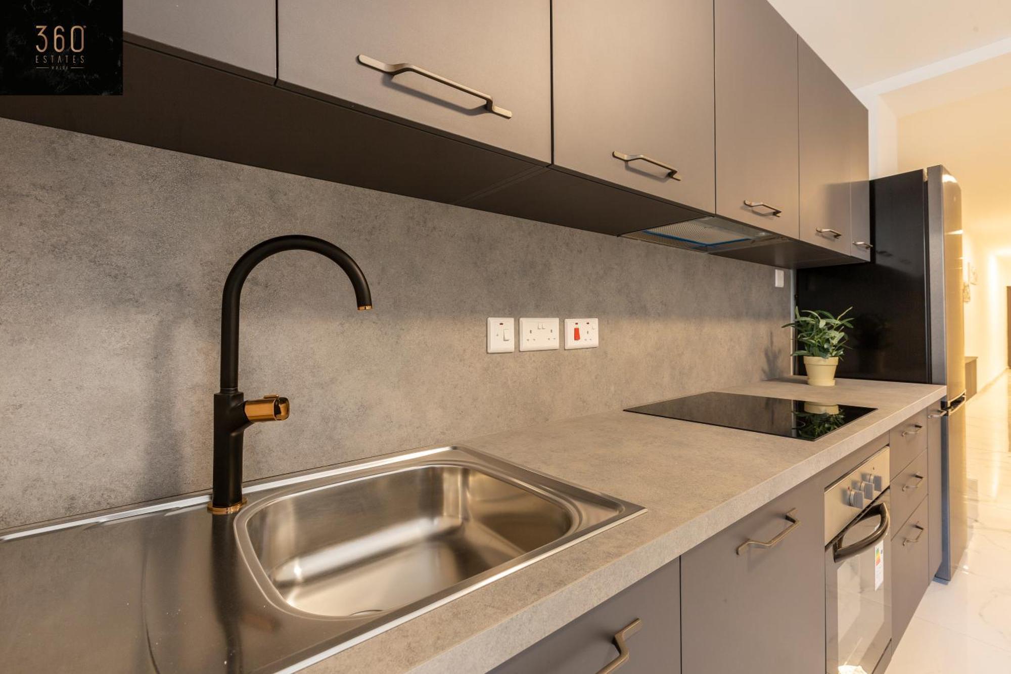 St Paul'S Bay Sunny Suites By 360 Estates เซนต์พอลส์เบย์ ภายนอก รูปภาพ